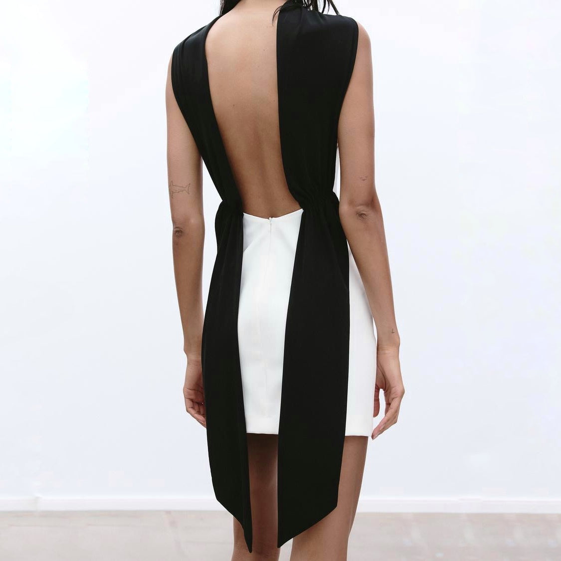 Vestido Curto Laís